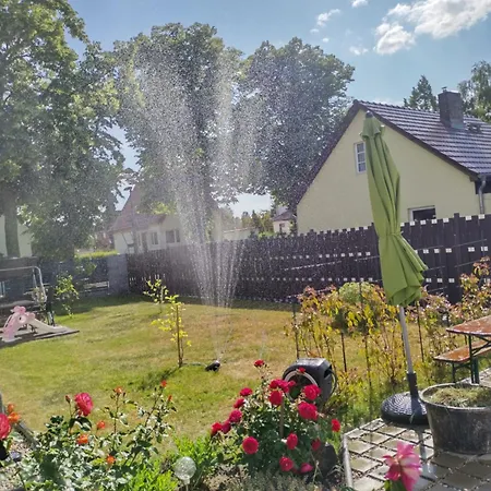 Schoene Neu Erbaute Wohnung Berlino Esterno foto