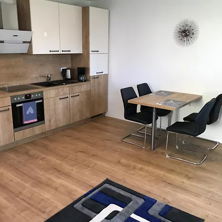Schoene Neu Erbaute Wohnung Berlino Esterno foto